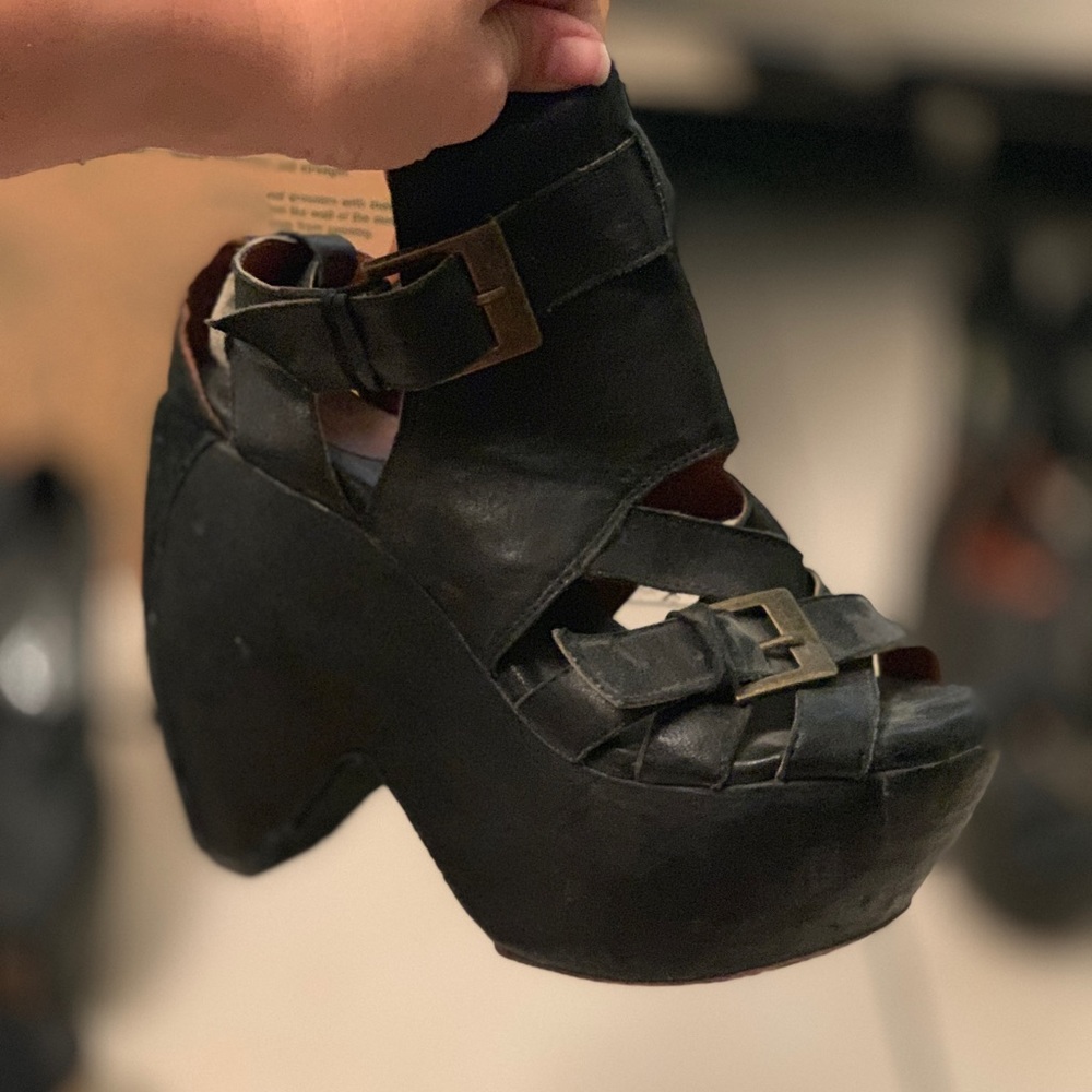 Geewawa wedges